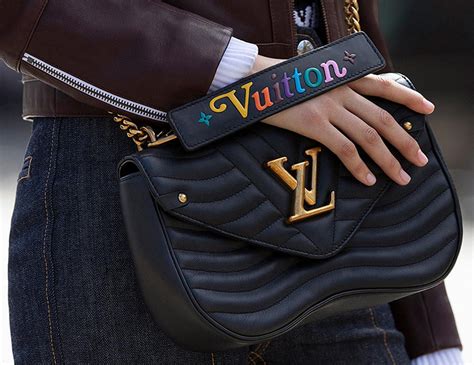 louis vuitton wave bag dimensions